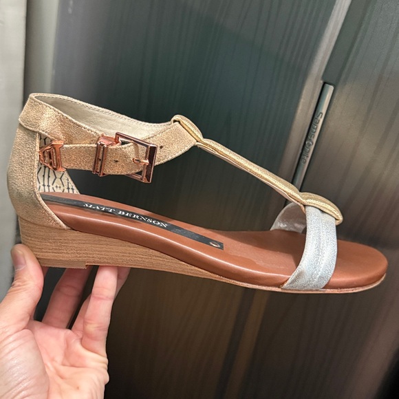 • NEW • Matt Bernson 'Coppelia' Sandals - Picture 4 of 5